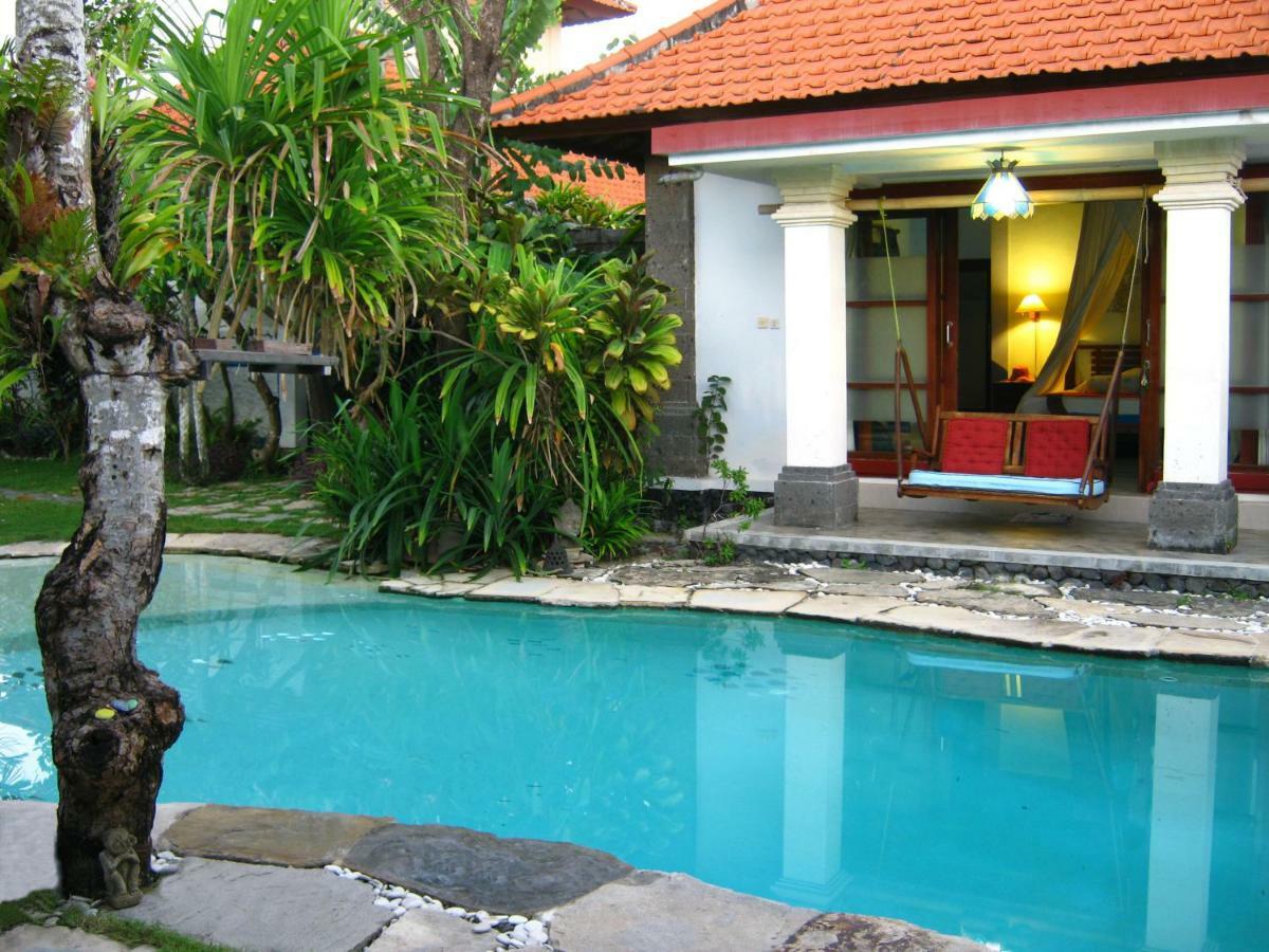 Villa Shantitara Bungalows Sanur  Exterior photo